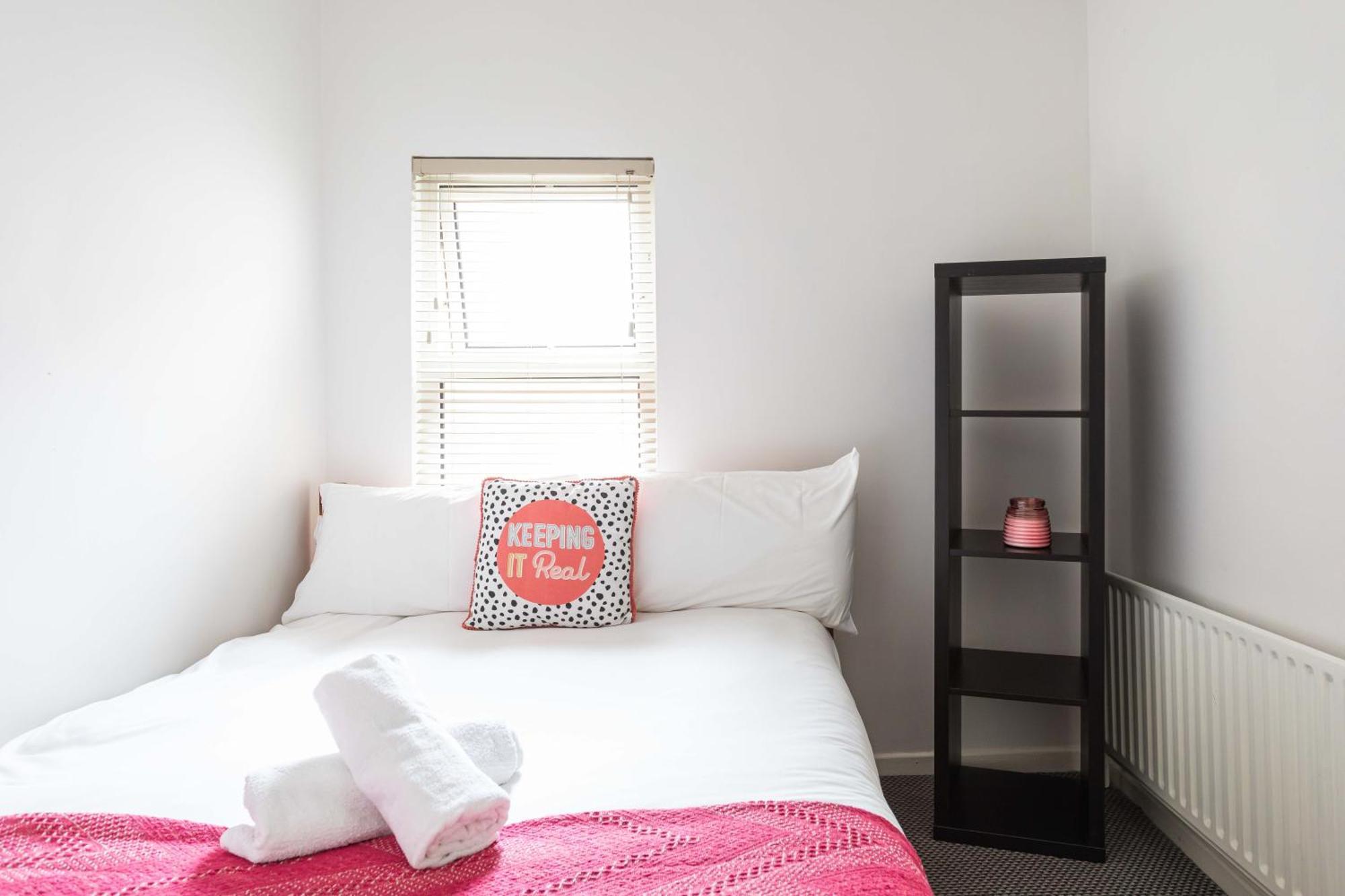 Belfast City - 3 Bed Cosy Terrace Home - Hip And Trendy Ormeau Road Екстериор снимка