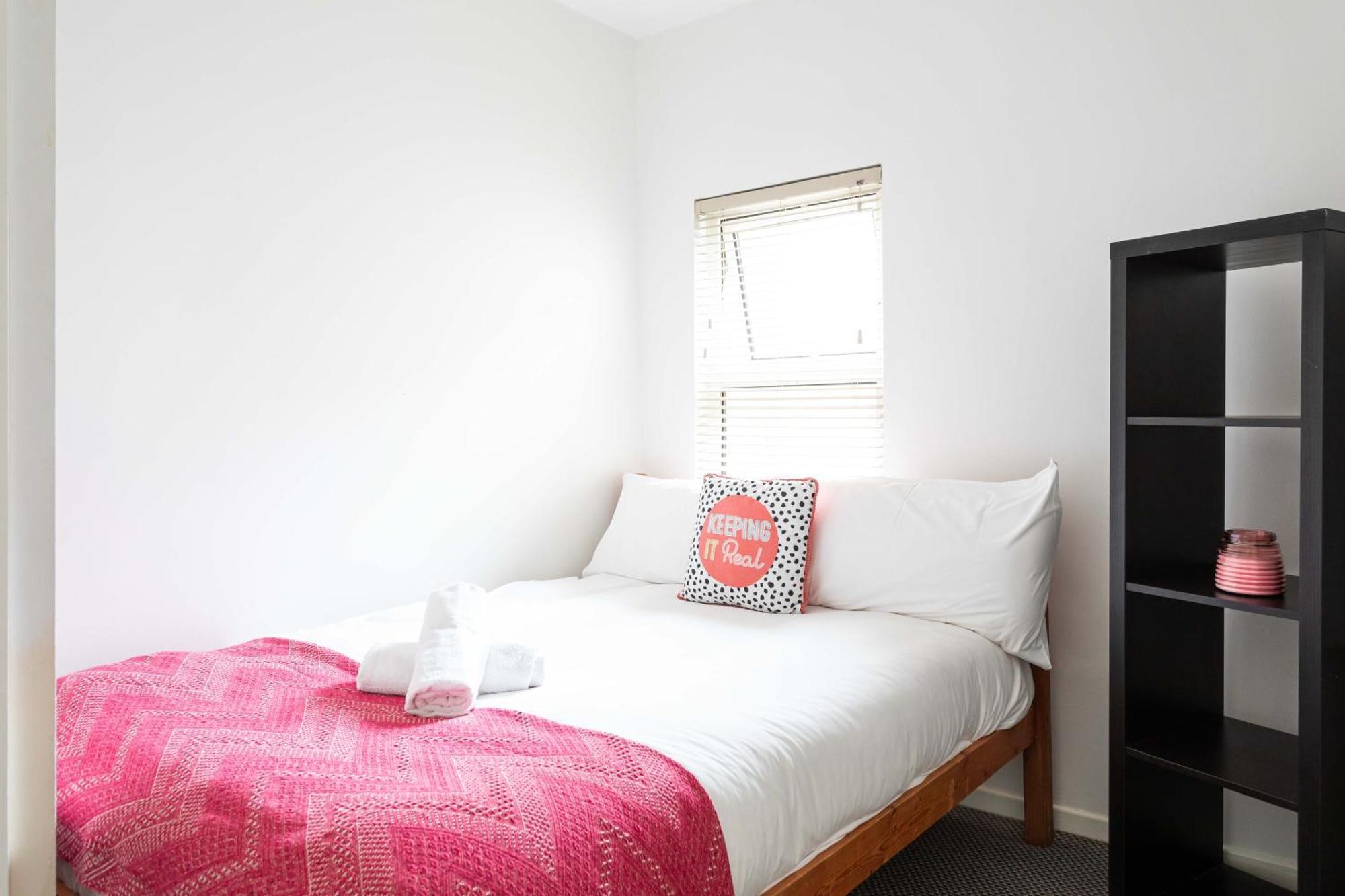 Belfast City - 3 Bed Cosy Terrace Home - Hip And Trendy Ormeau Road Екстериор снимка
