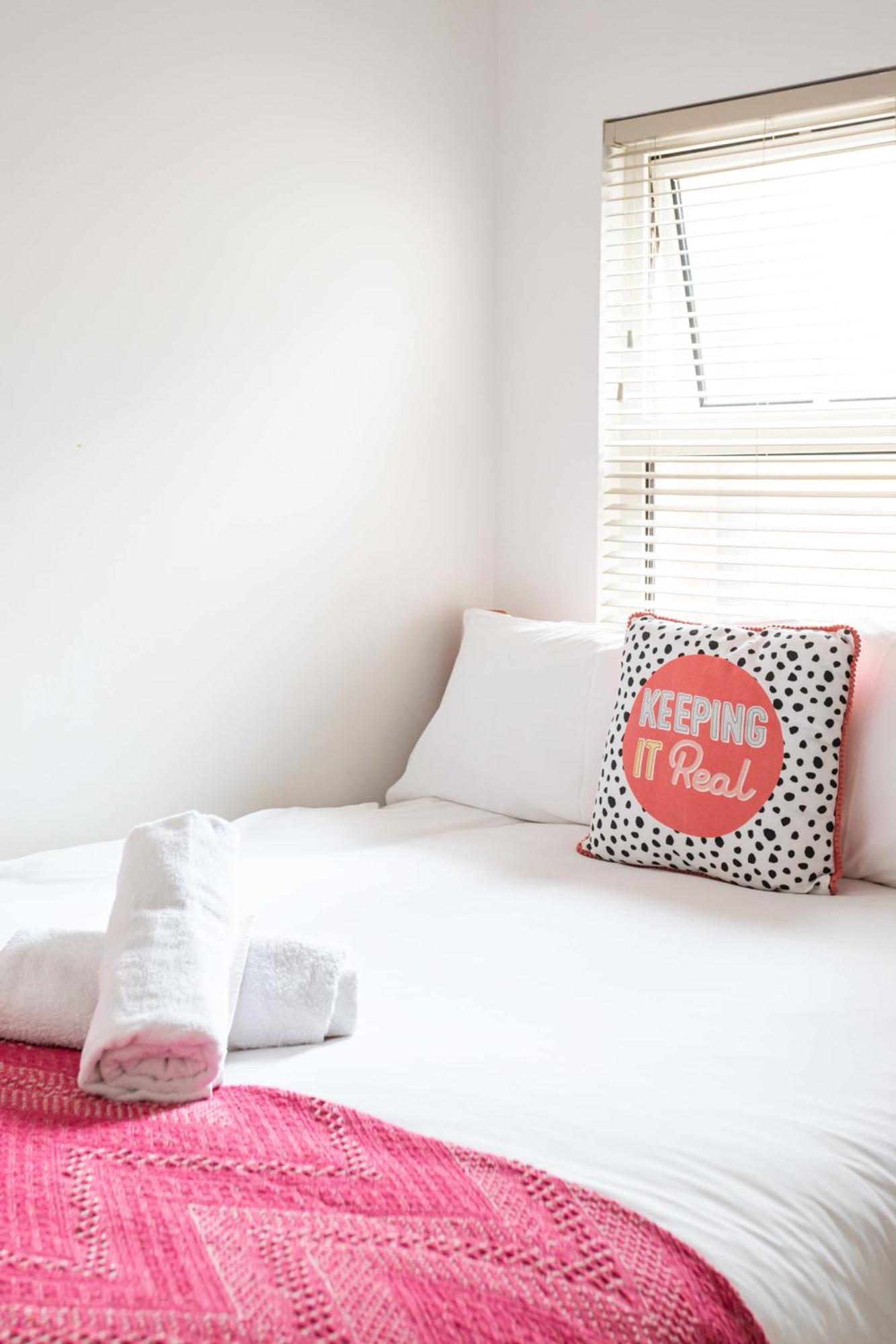 Belfast City - 3 Bed Cosy Terrace Home - Hip And Trendy Ormeau Road Екстериор снимка